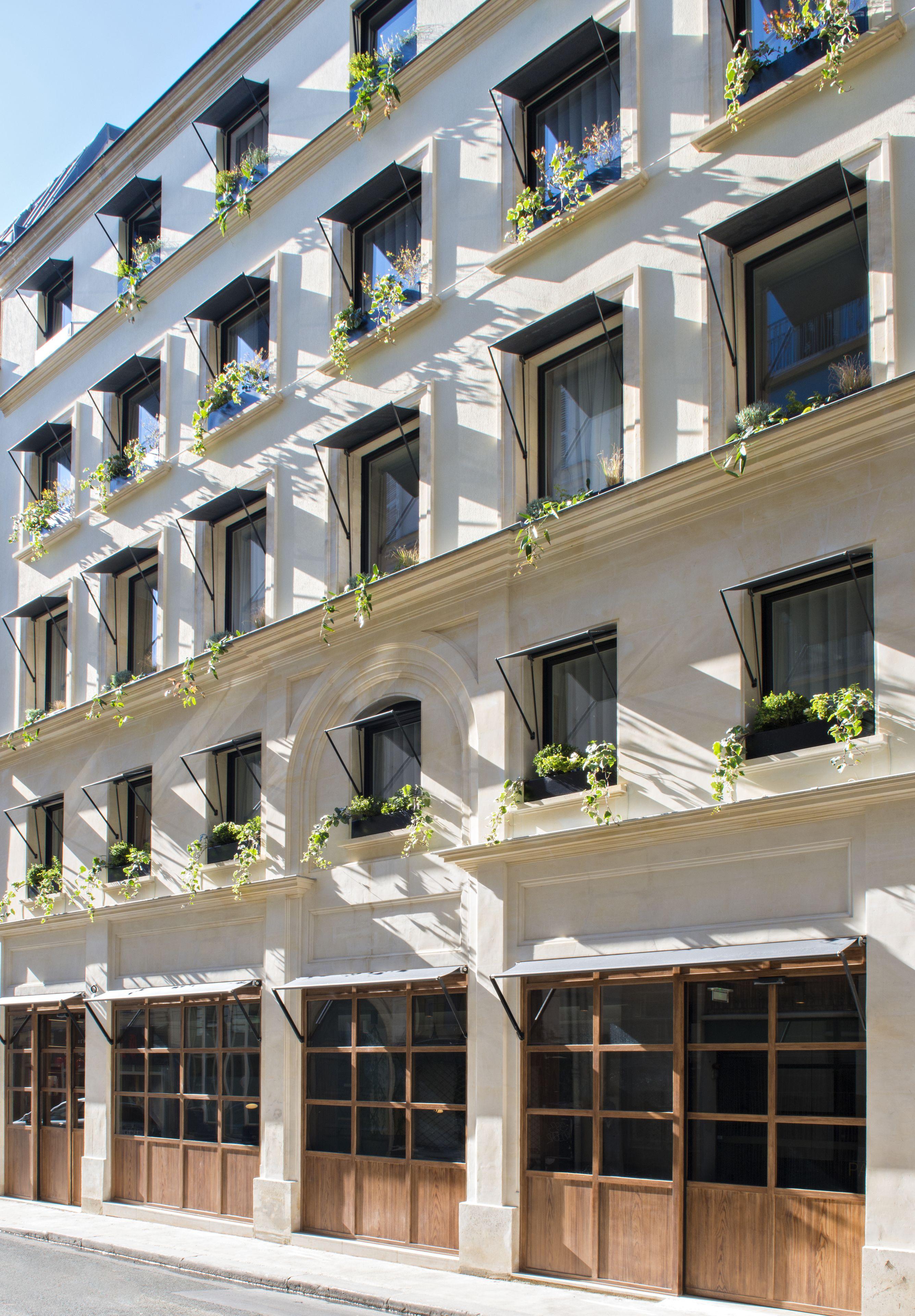 Hotel Parister Piscine & 5*