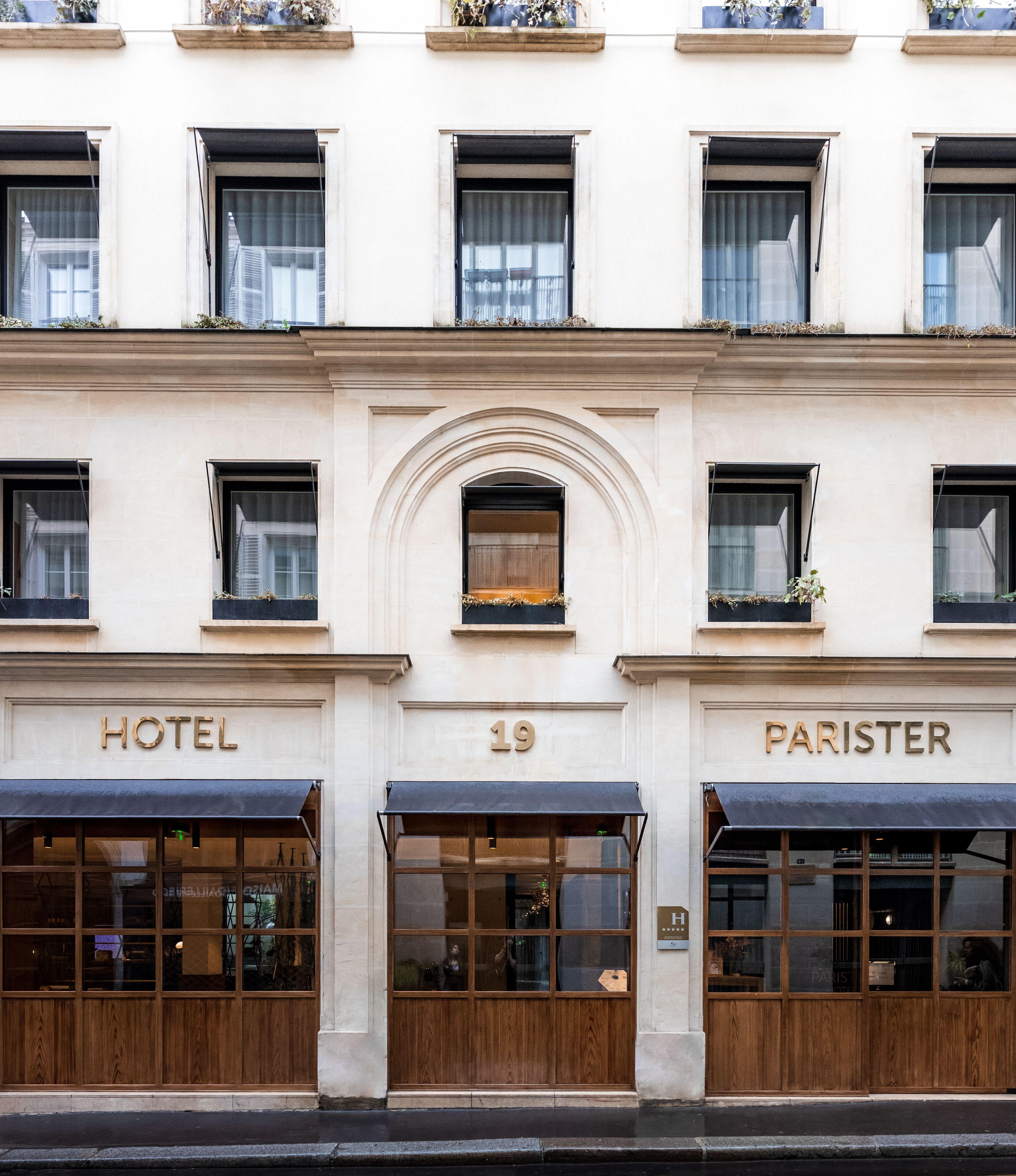 Parister Piscine & 5* Paris