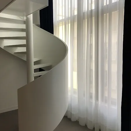 Parister Piscine&spa 5* Parigi